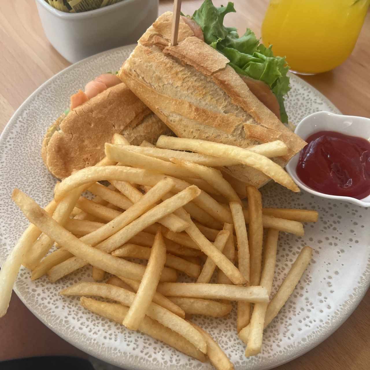 Aguacate y Salmón