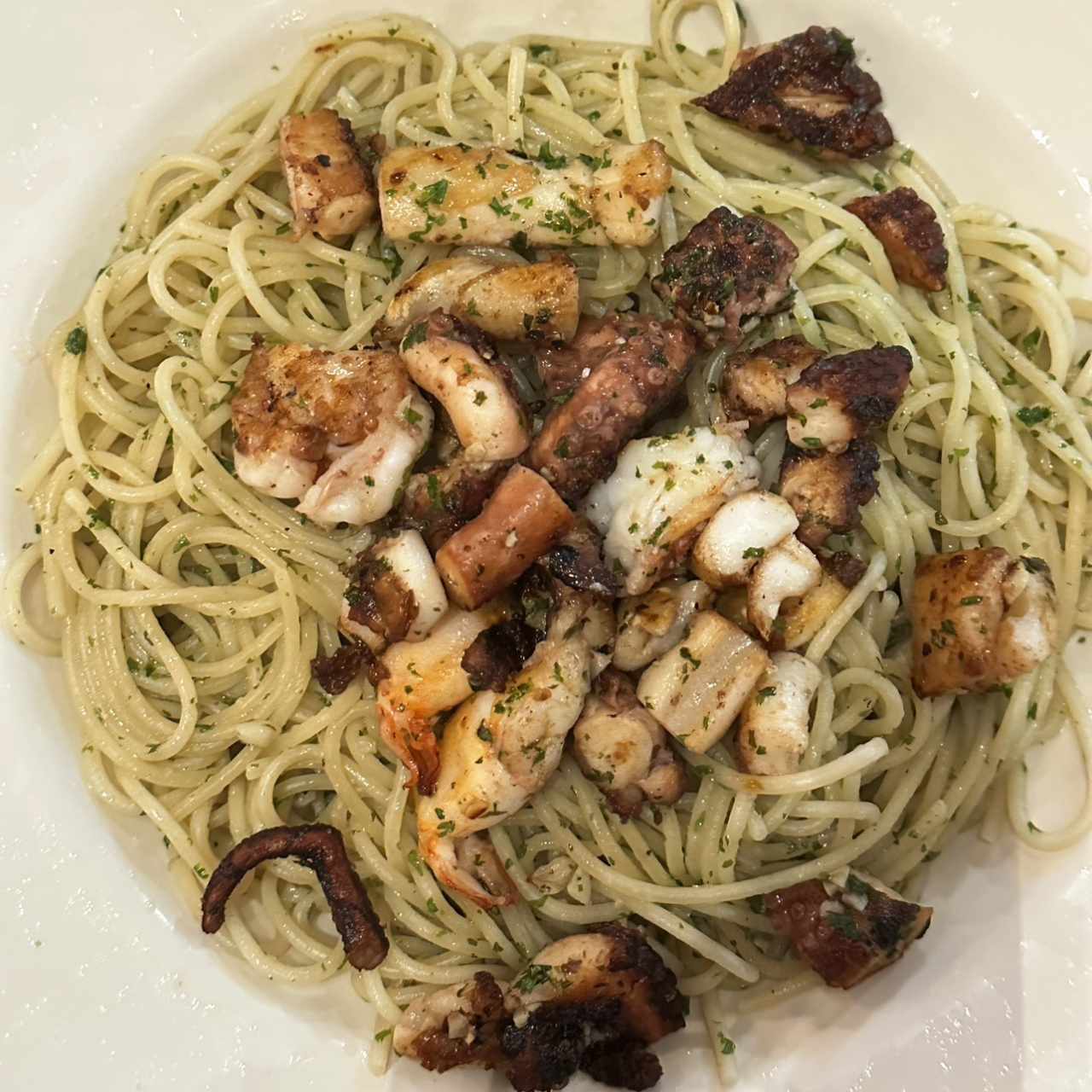 Spaghetti con Mariscos Mixtos
