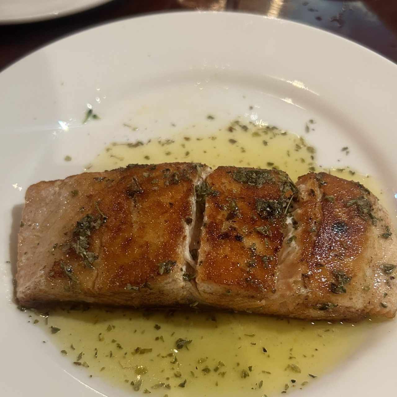 Salmón a la Griega