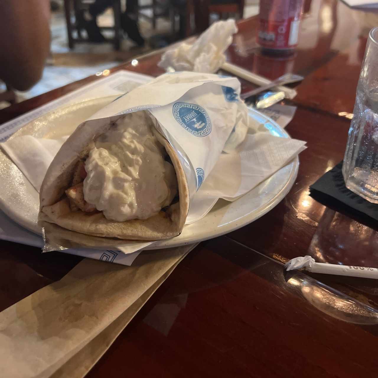 Suvlaki en Pita (Carne o Pollo)