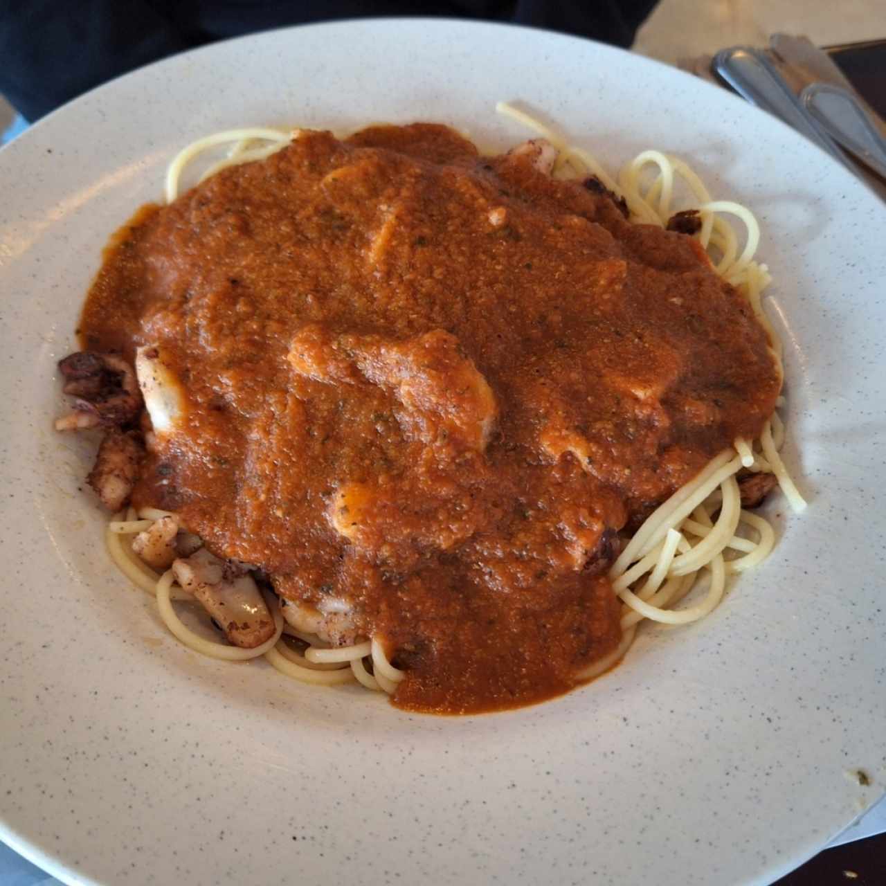 Spaghetti con Mariscos Mixtos