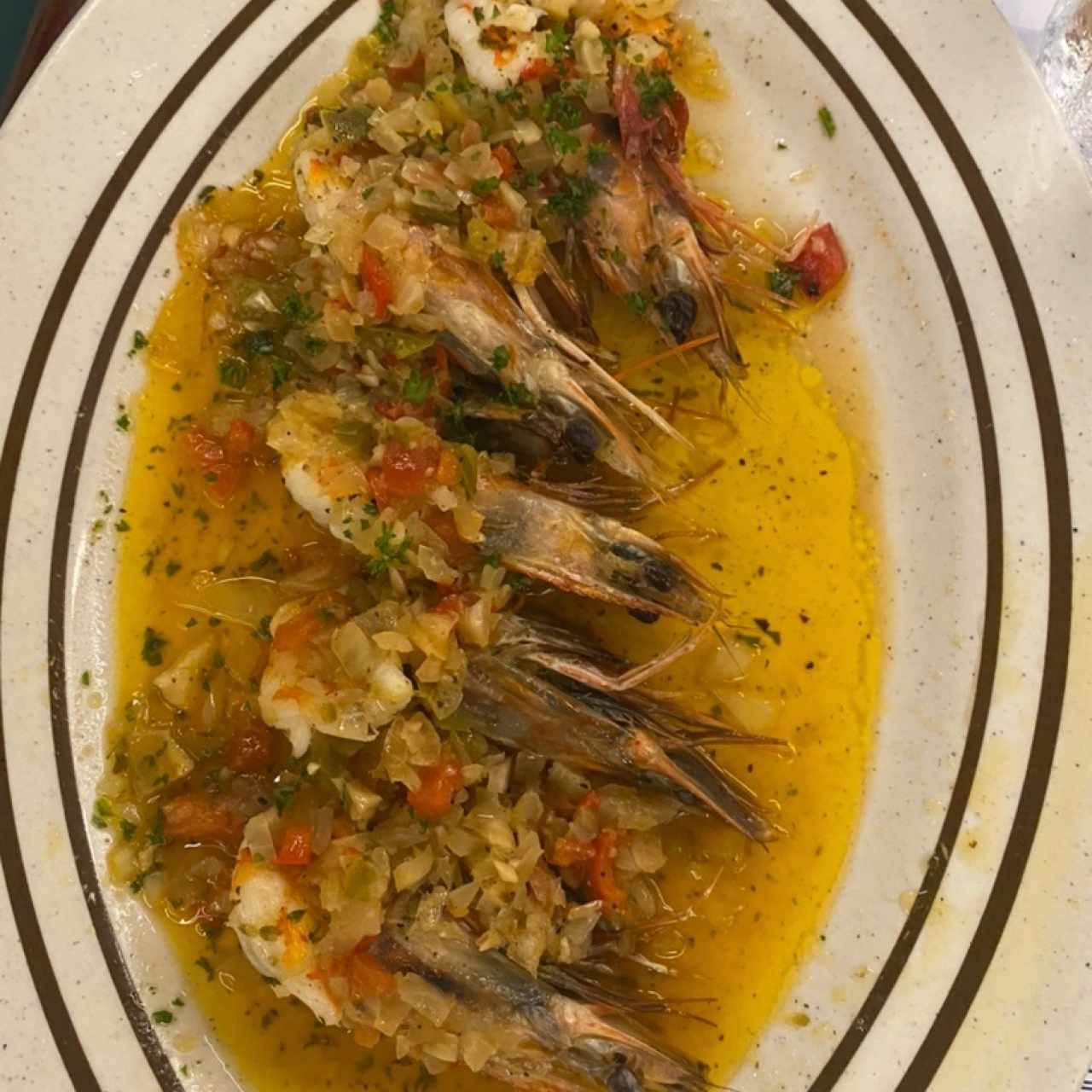 Langostinos a la Griega, all Ajillo o en Brucheta