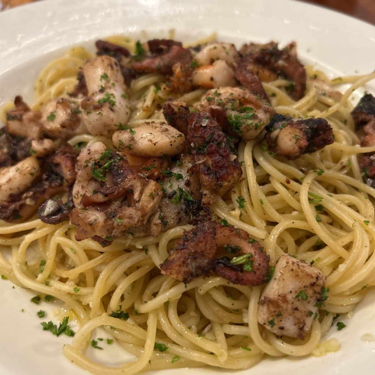 Spaghetti con Mariscos Mixtos