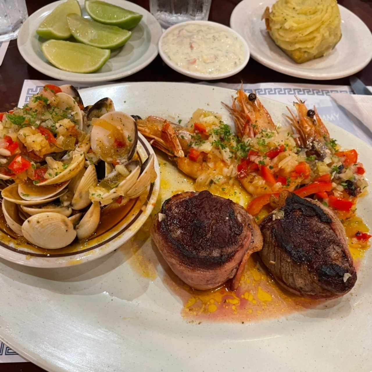 Mar y Tierra