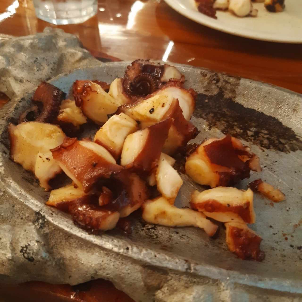 Pulpo al Carbón, al Ajillo, al Vino