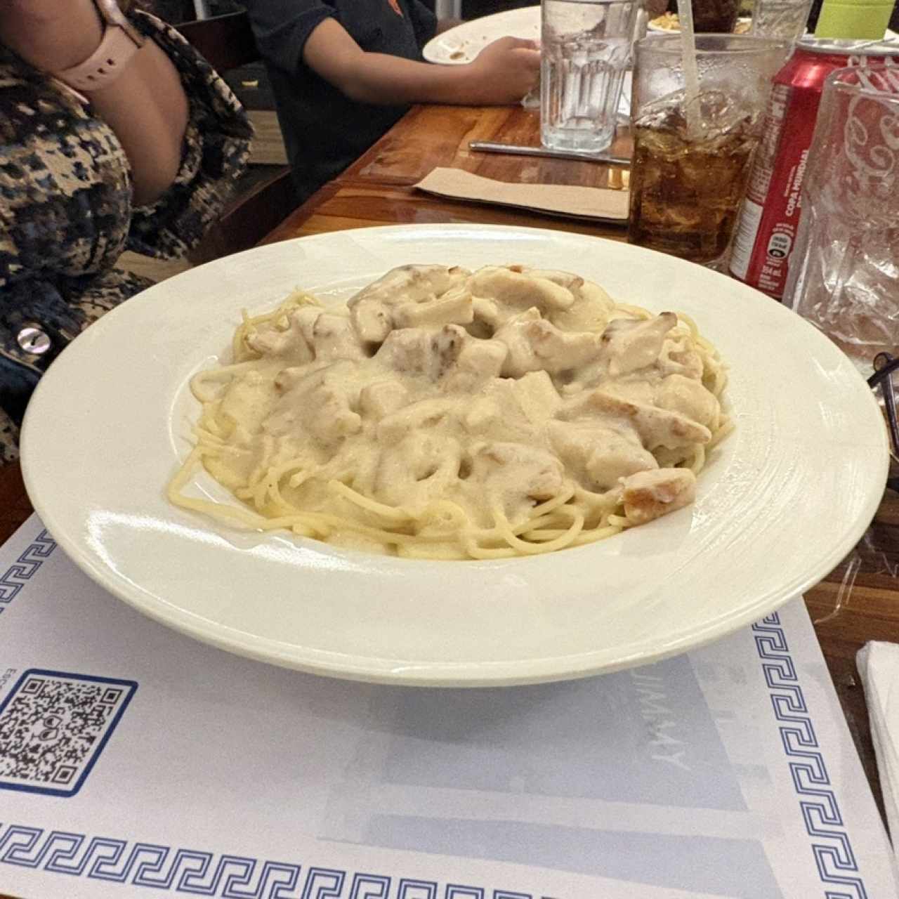Spaghetti Alfredo con Pollo