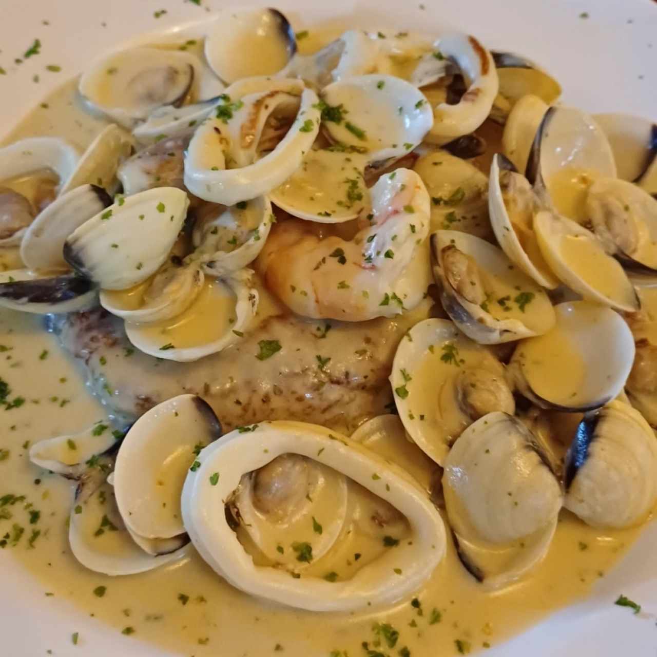 Filete de Corvina a la Vasca