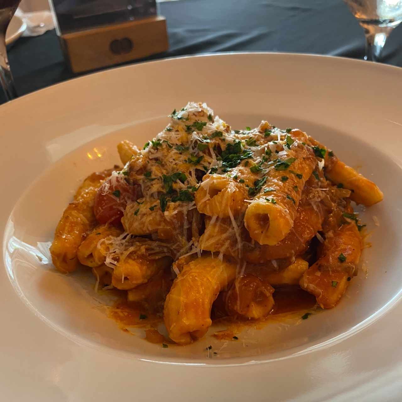 Rigatoni mezclado con Radu de Short Rib 