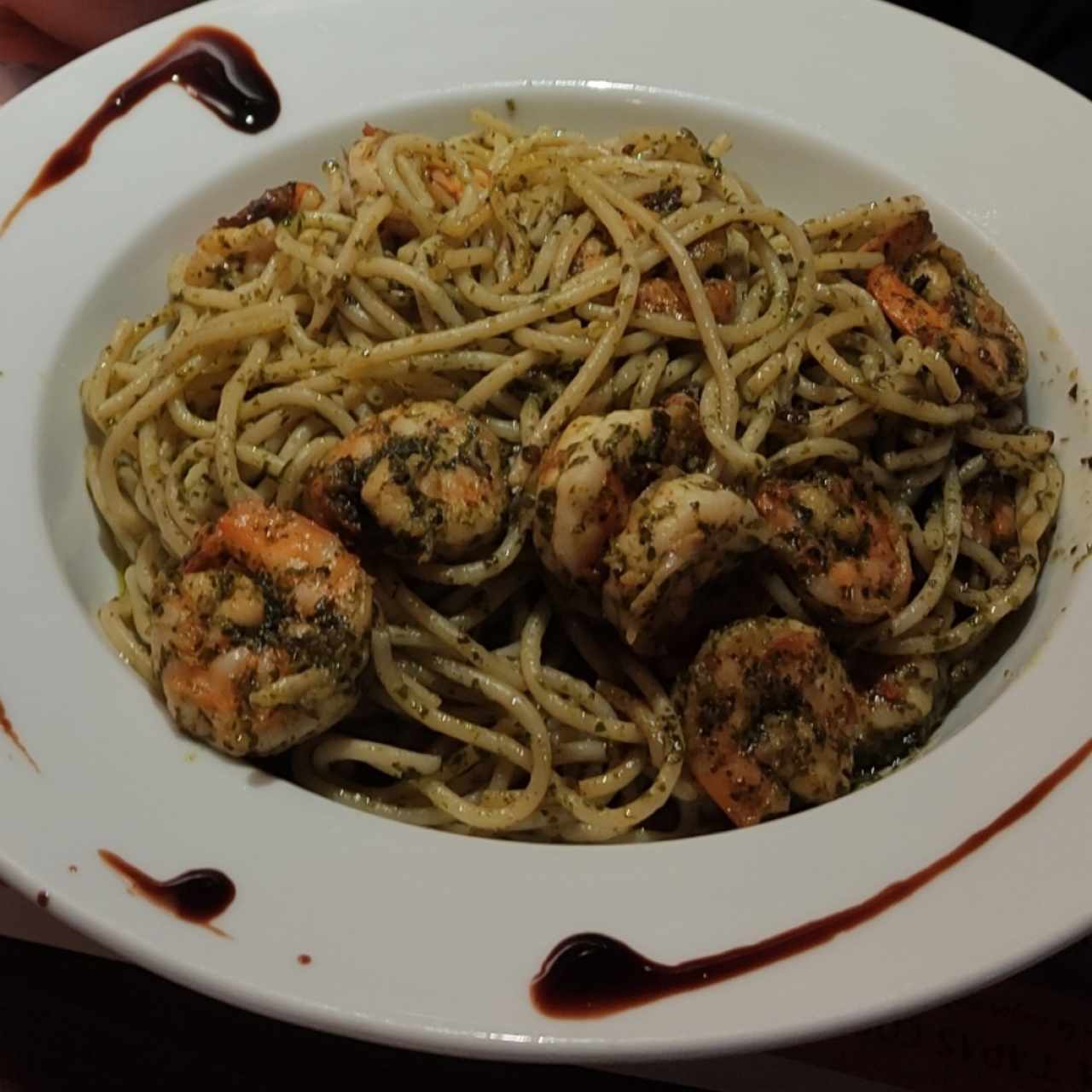 Pasta al Pesto con Camarones