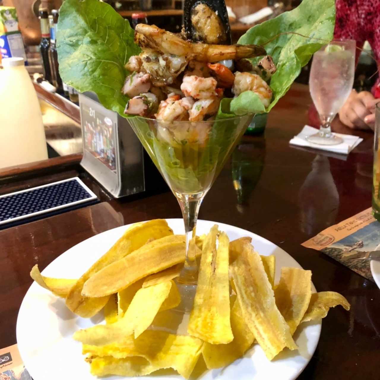 Salpicón de Mariscos en Salsa de Pimientos y Oliva