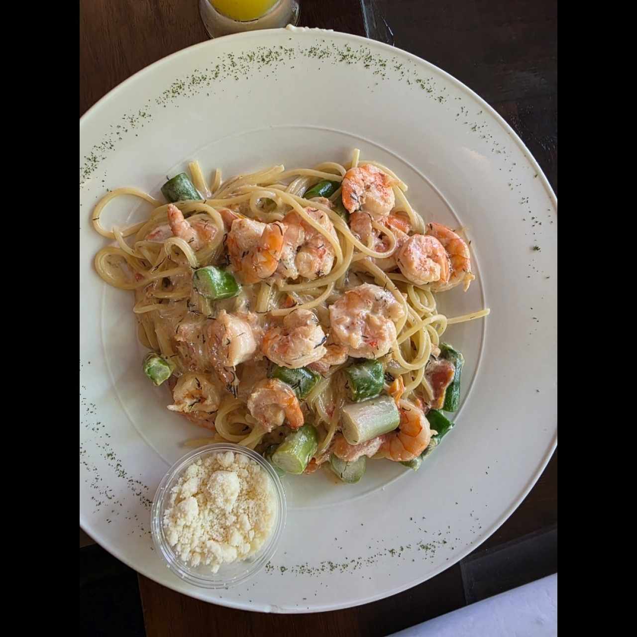 Pasta al Pesto con Camarones
