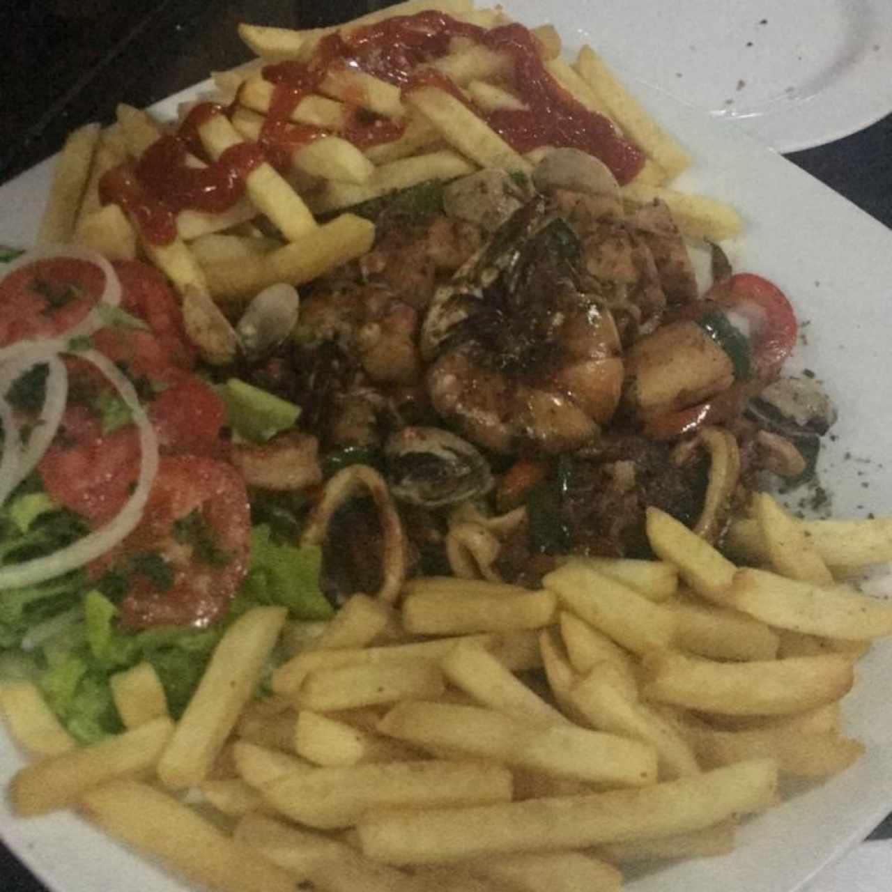 picada de mariscos
