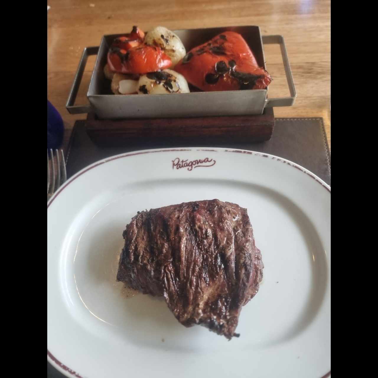 La Parrilla - Vacio con Vegetales Rostizados