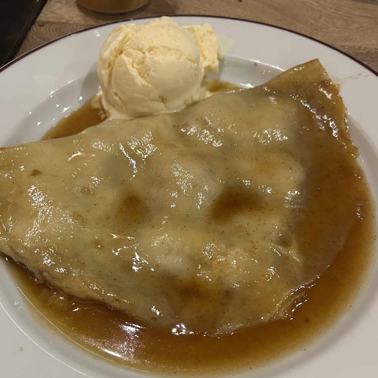Crepe con Manzana al Ron