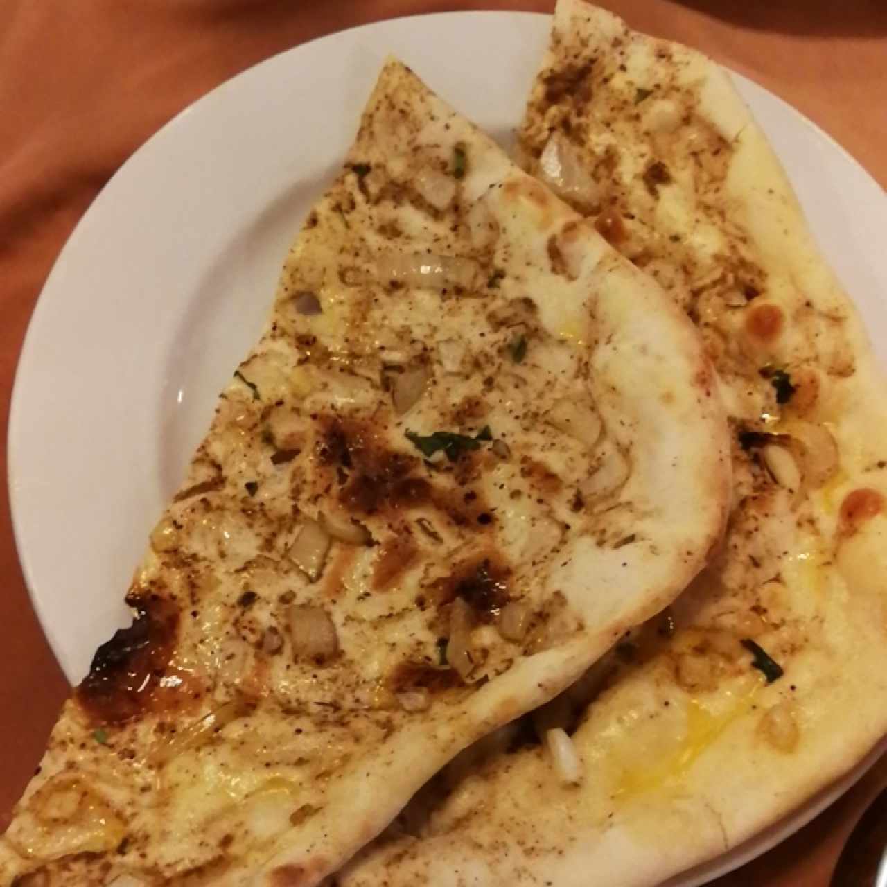 naan de cebolla