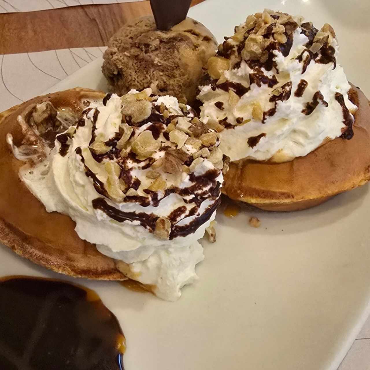 mini waffle coffee caramel
