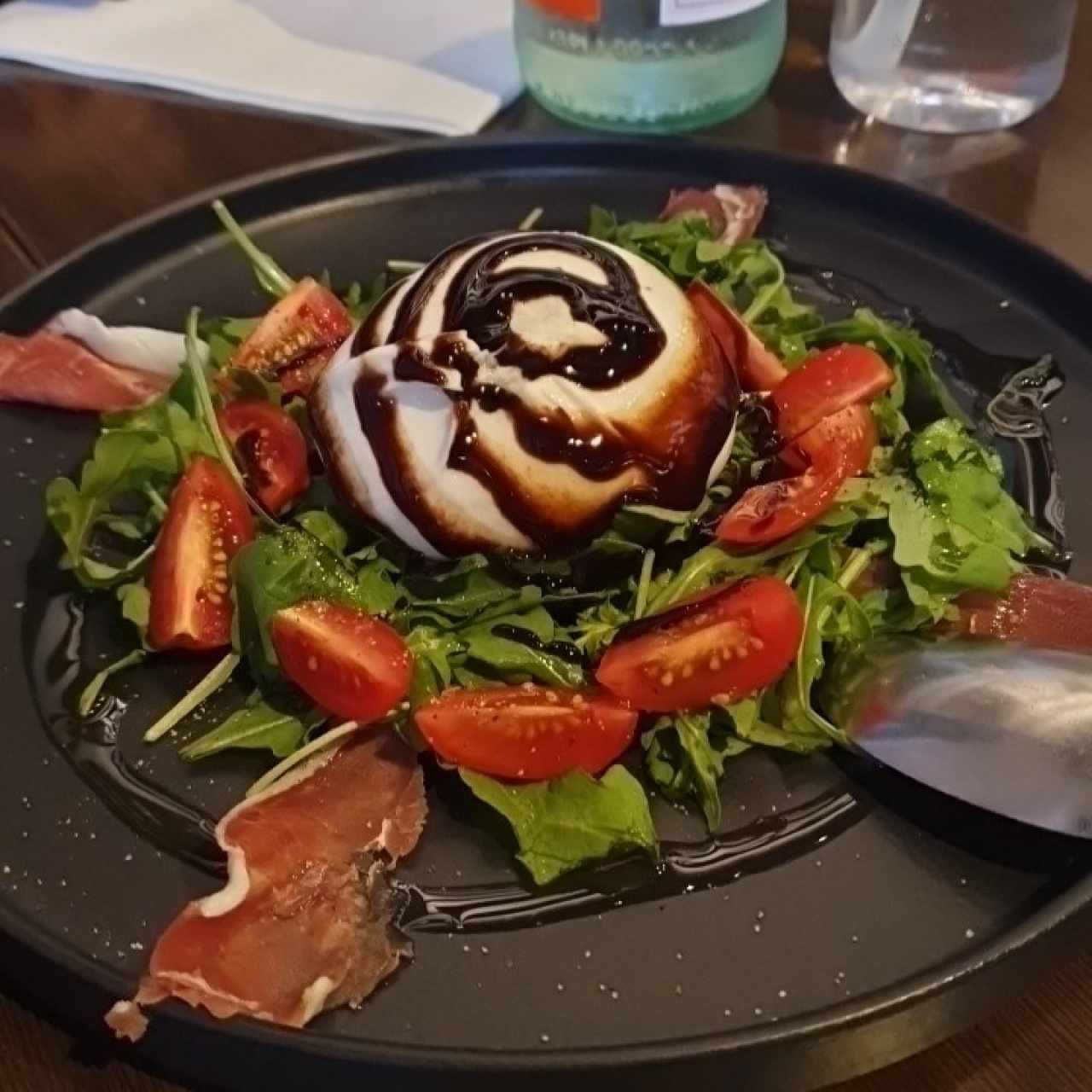 Burrata y Jamón serrano