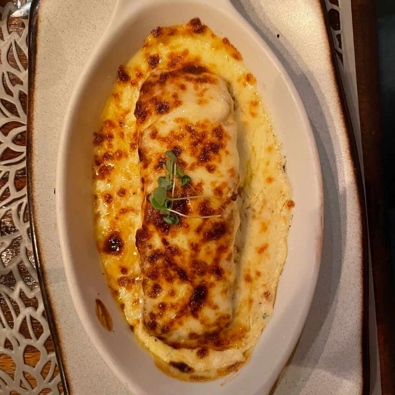 PESCADOS - Filete Salmón Gratinado