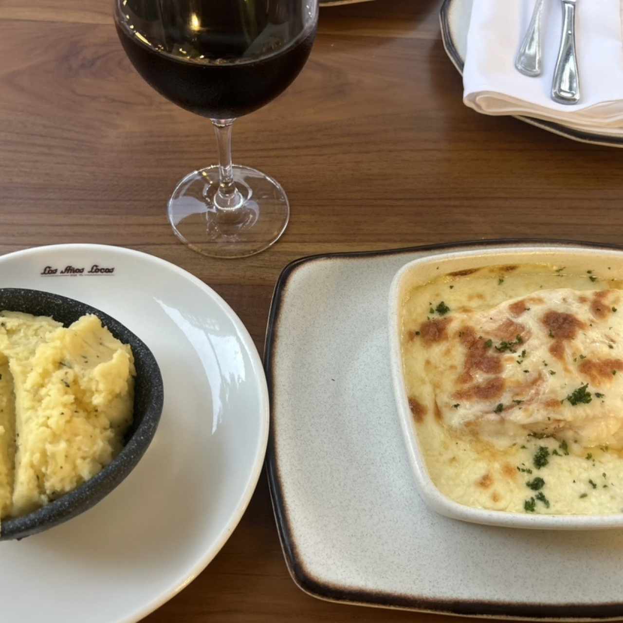 PESCADOS - Filete Salmón Gratinado