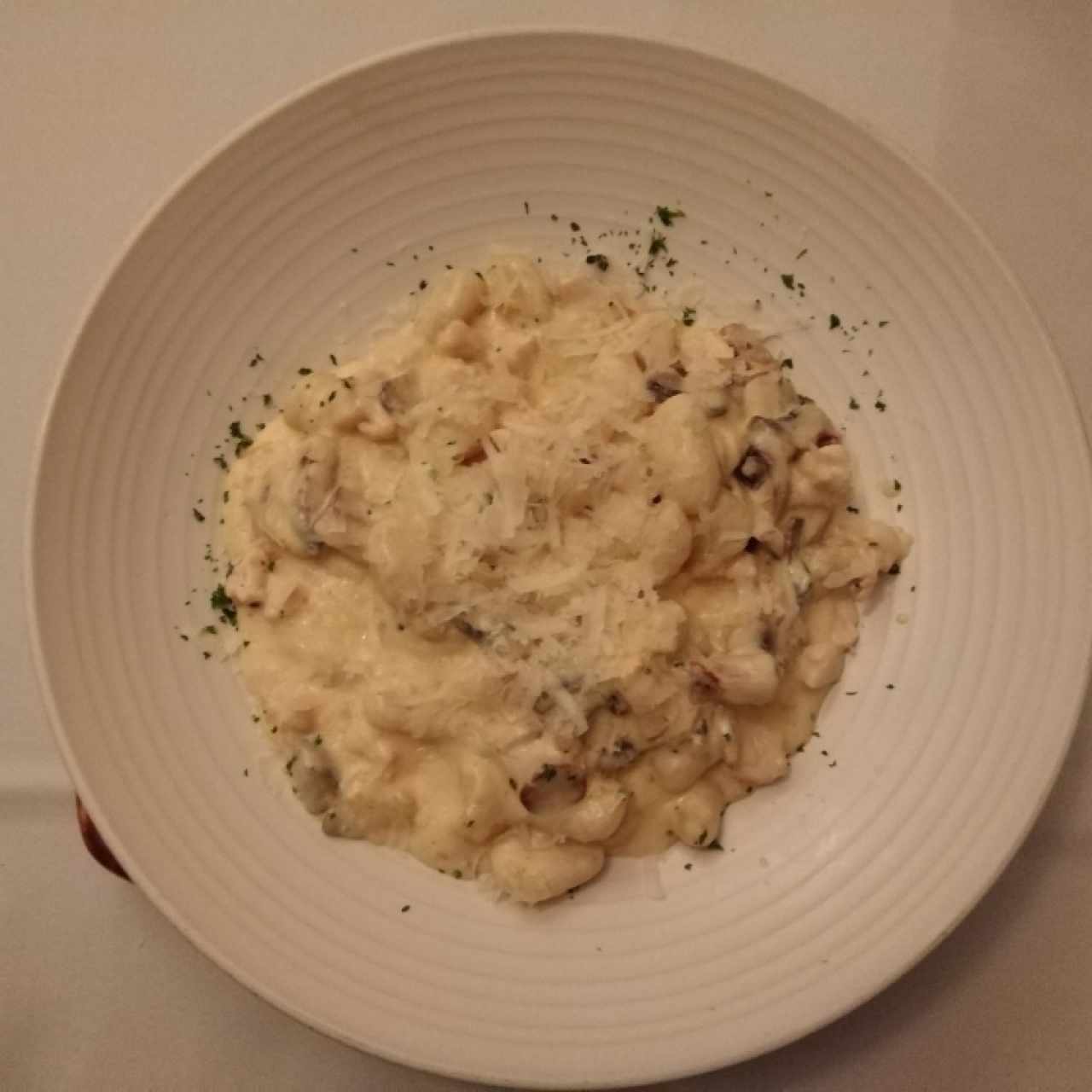 Ñoquis salsa Reina