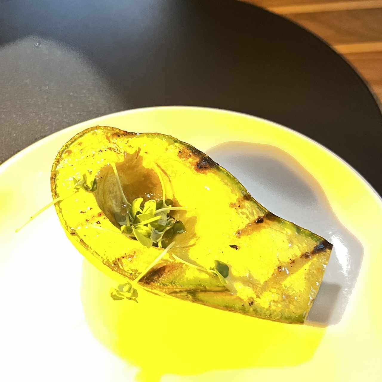 Aguacate a la parrilla
