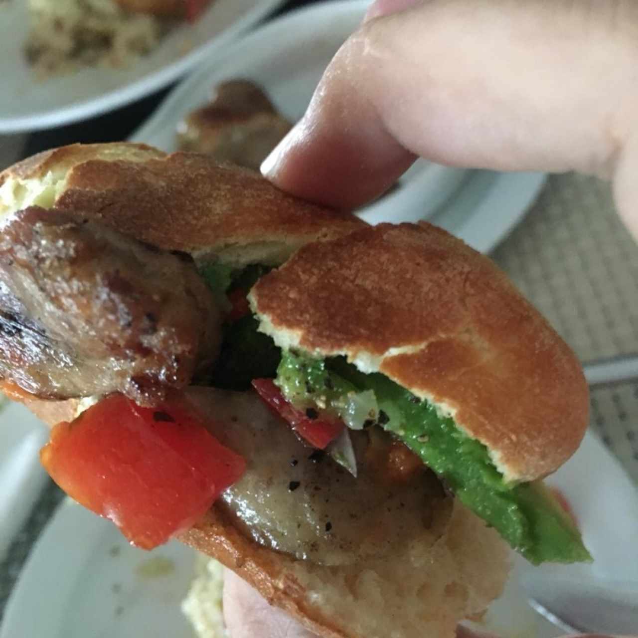 montadito con pan y mollejitas