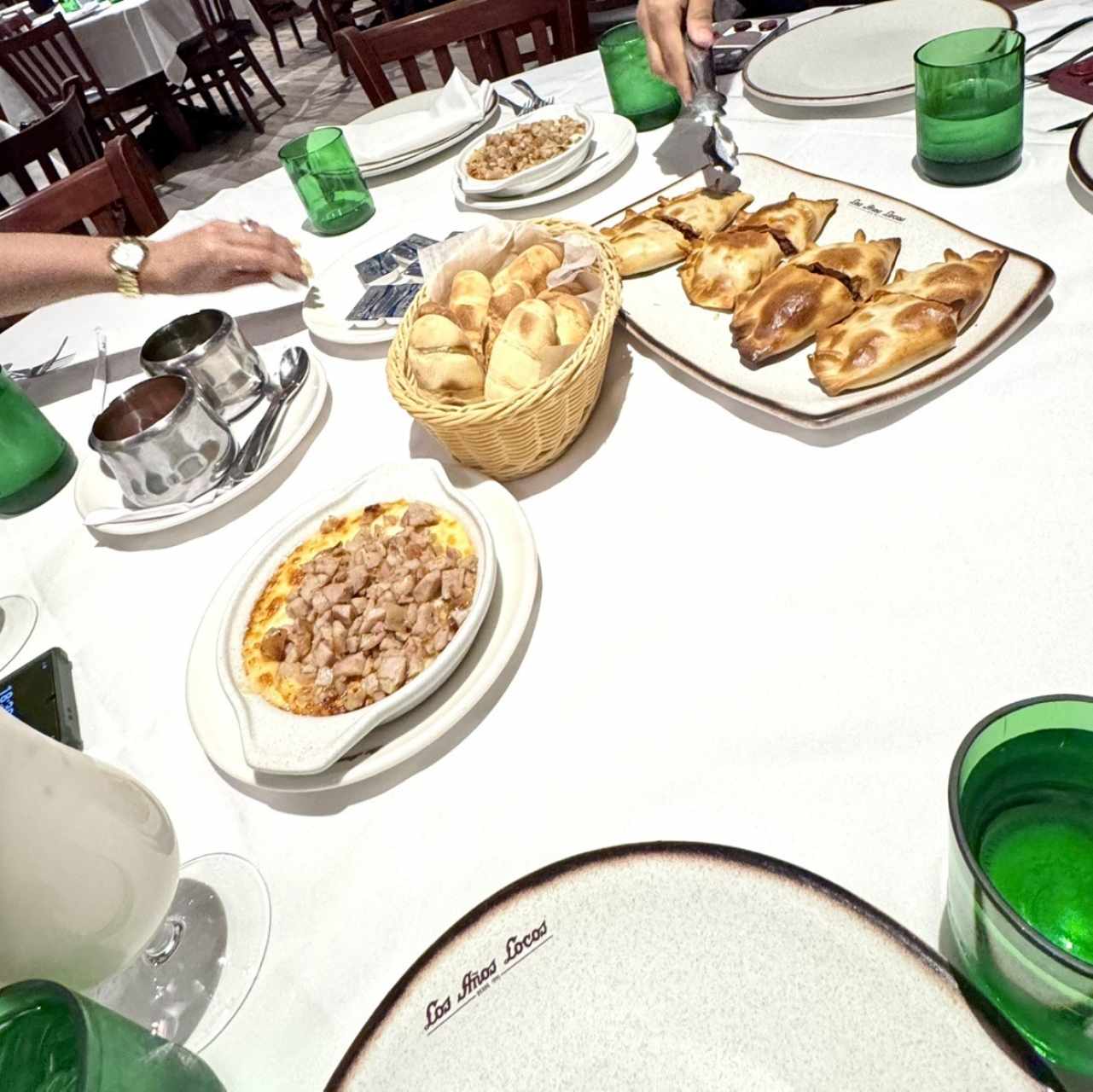 Empanadas Argentinas Fritas o al Horno
