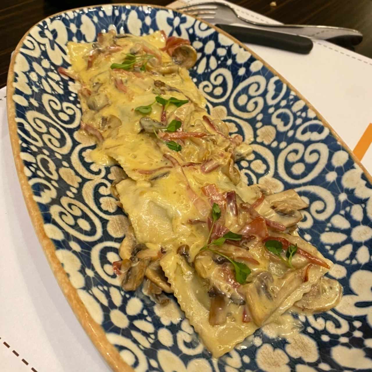 Ravioloni alla Carbonara