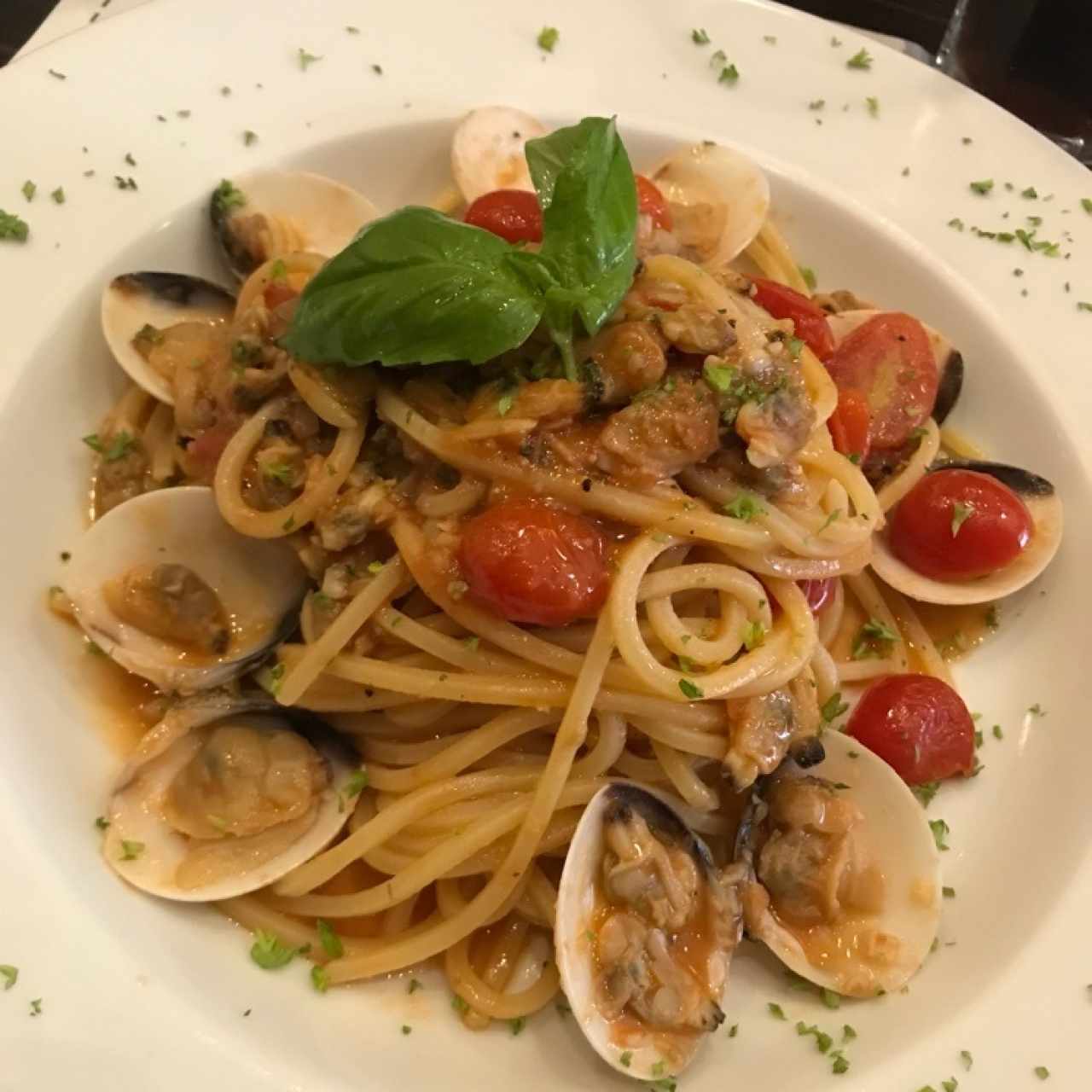 spaghetti con almejas