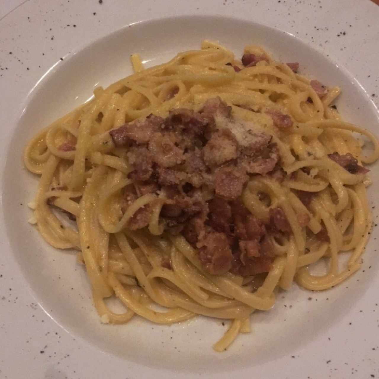 Pastas - Ravioloni alla Carbonara