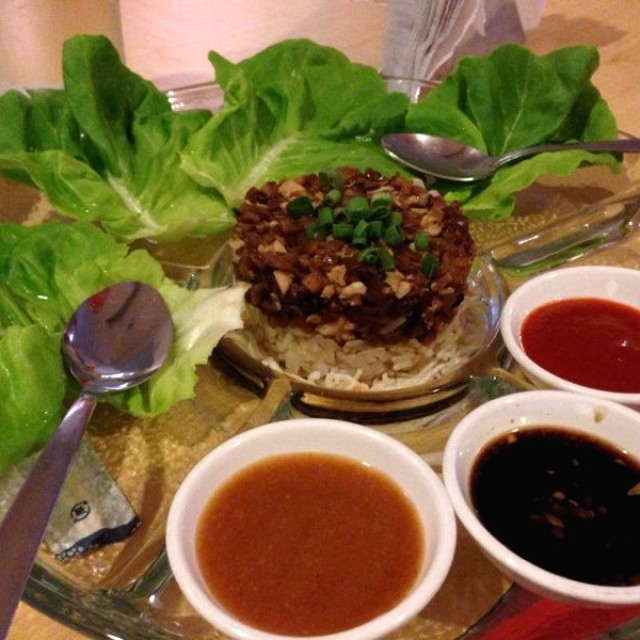 Lettuce Wraps de Pollo 