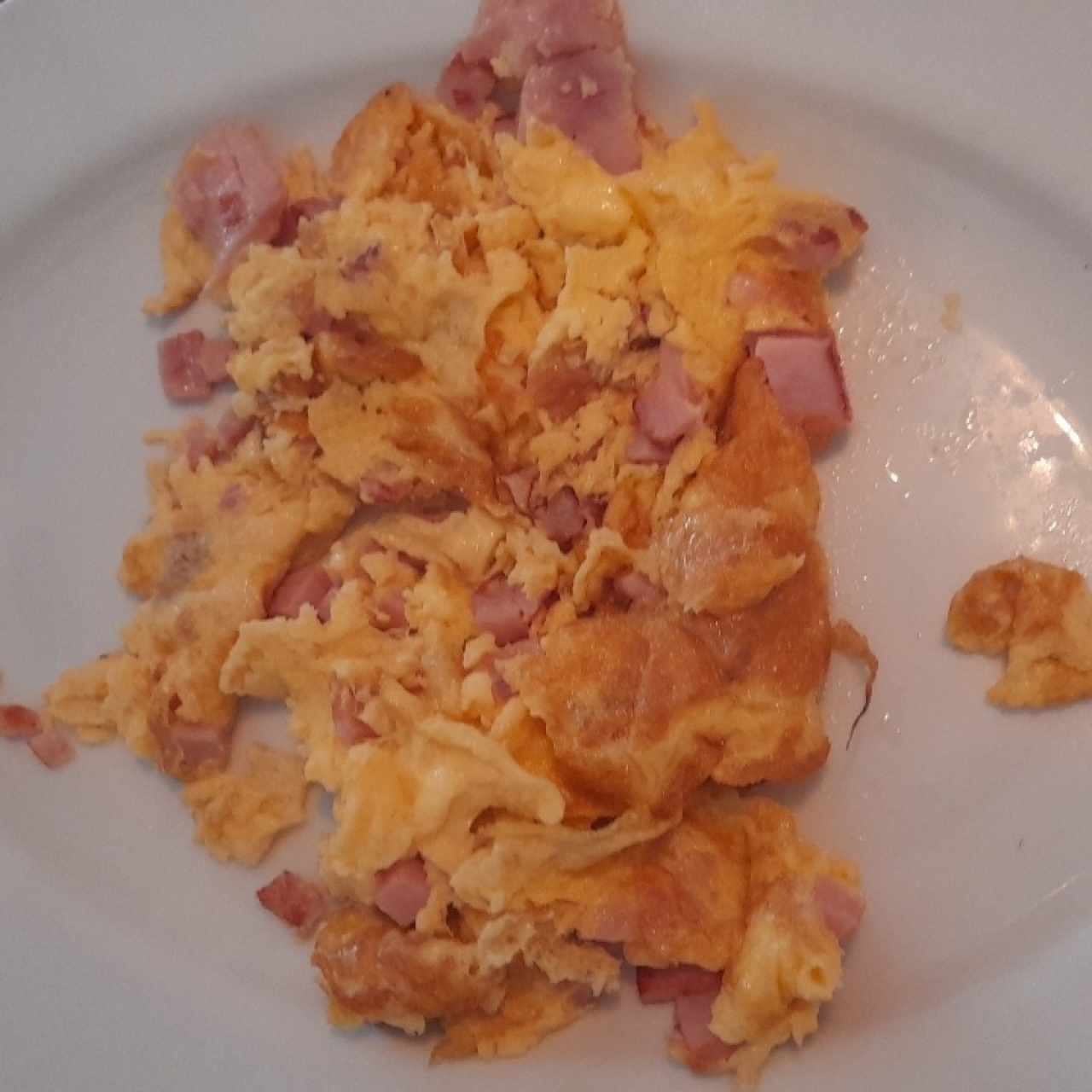 Huevos revueltos con jamón