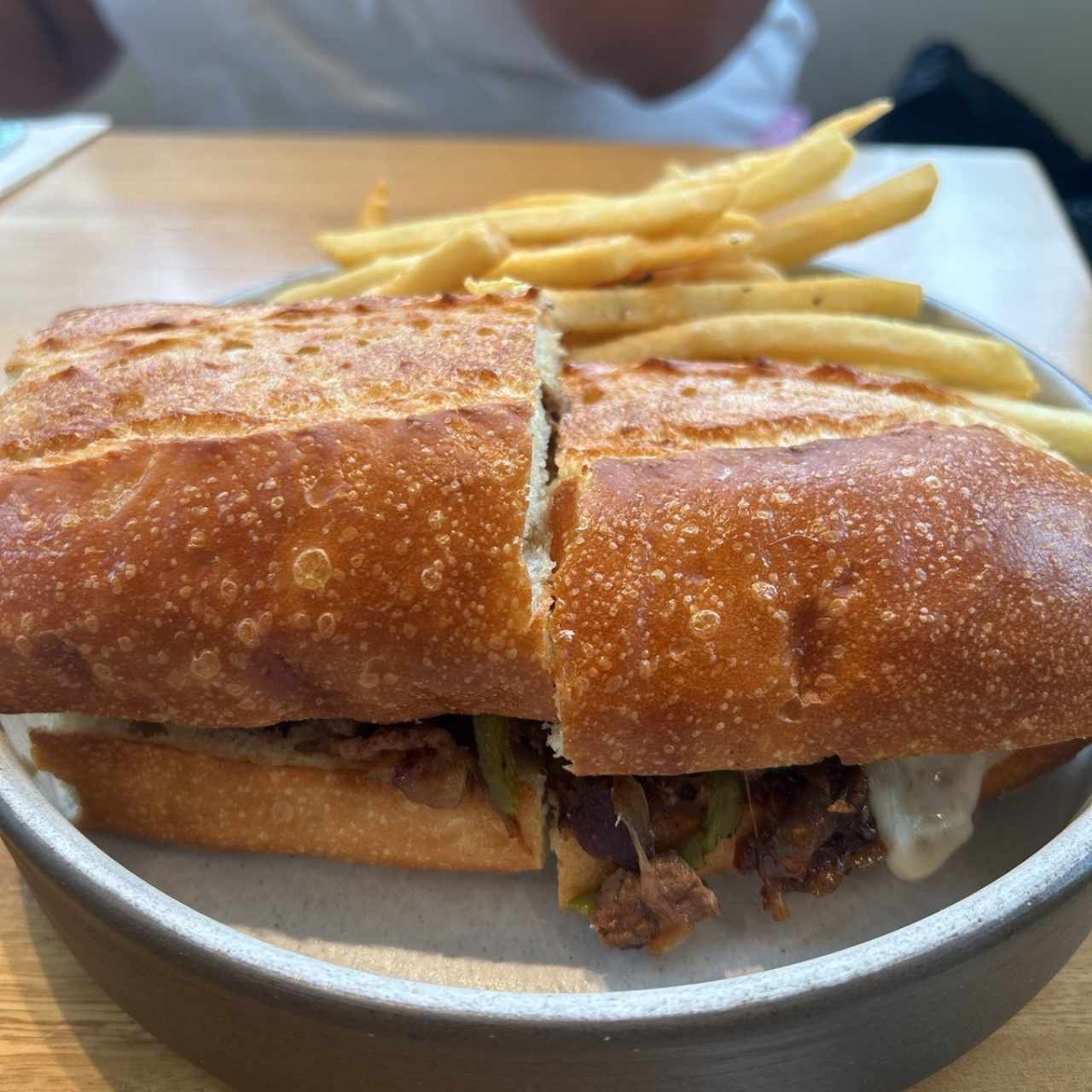 ALMUERZO - Cheesesteak Sandwich