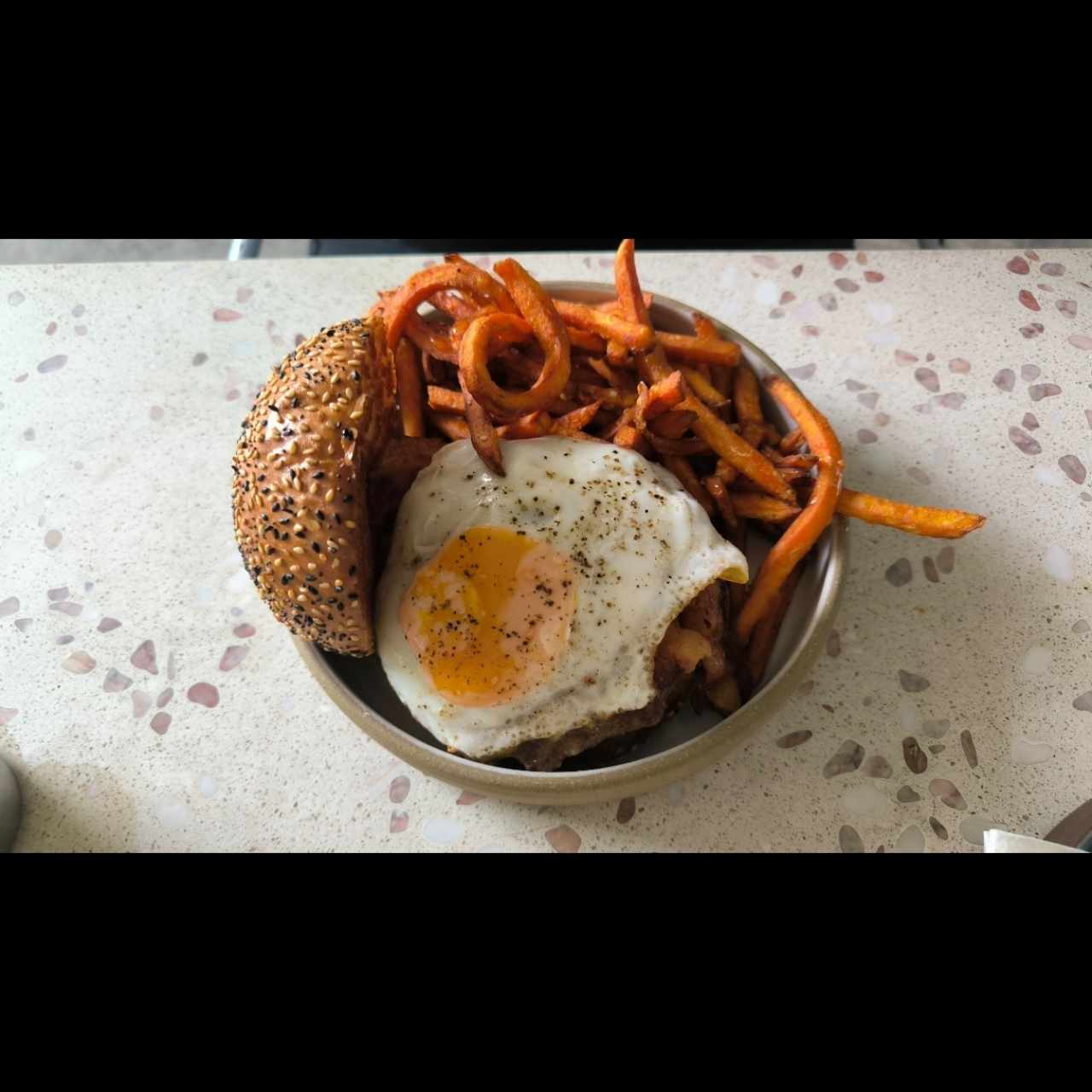 Brunch - Americana Burger