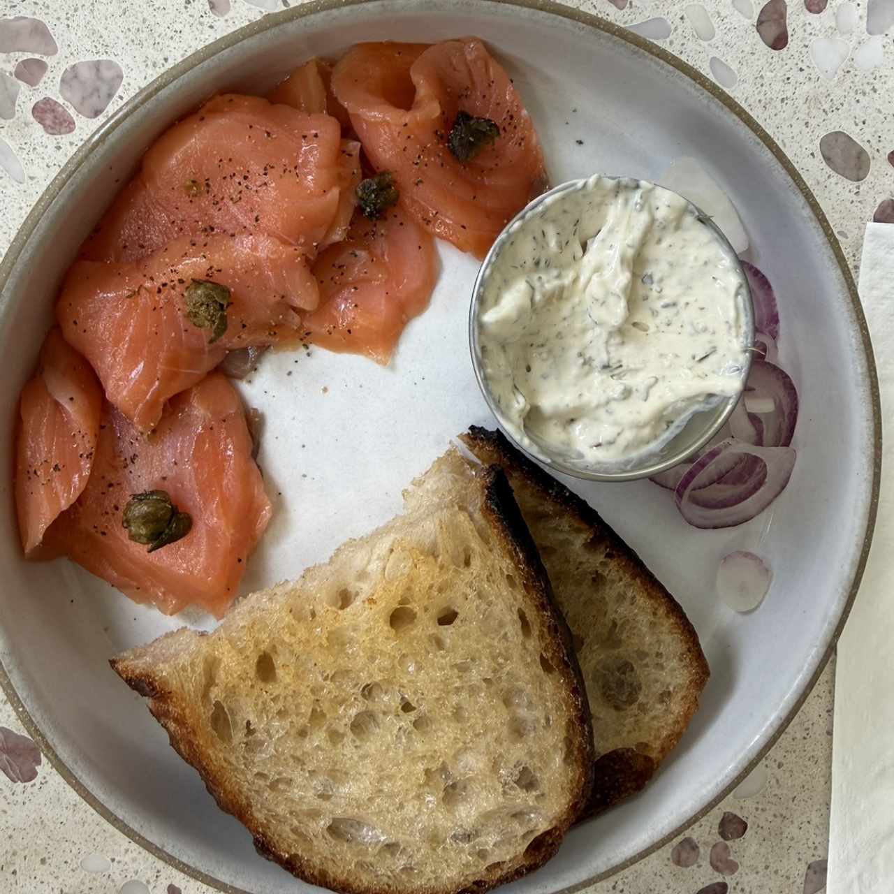 Desayuno - Smoked Salmon Toastie