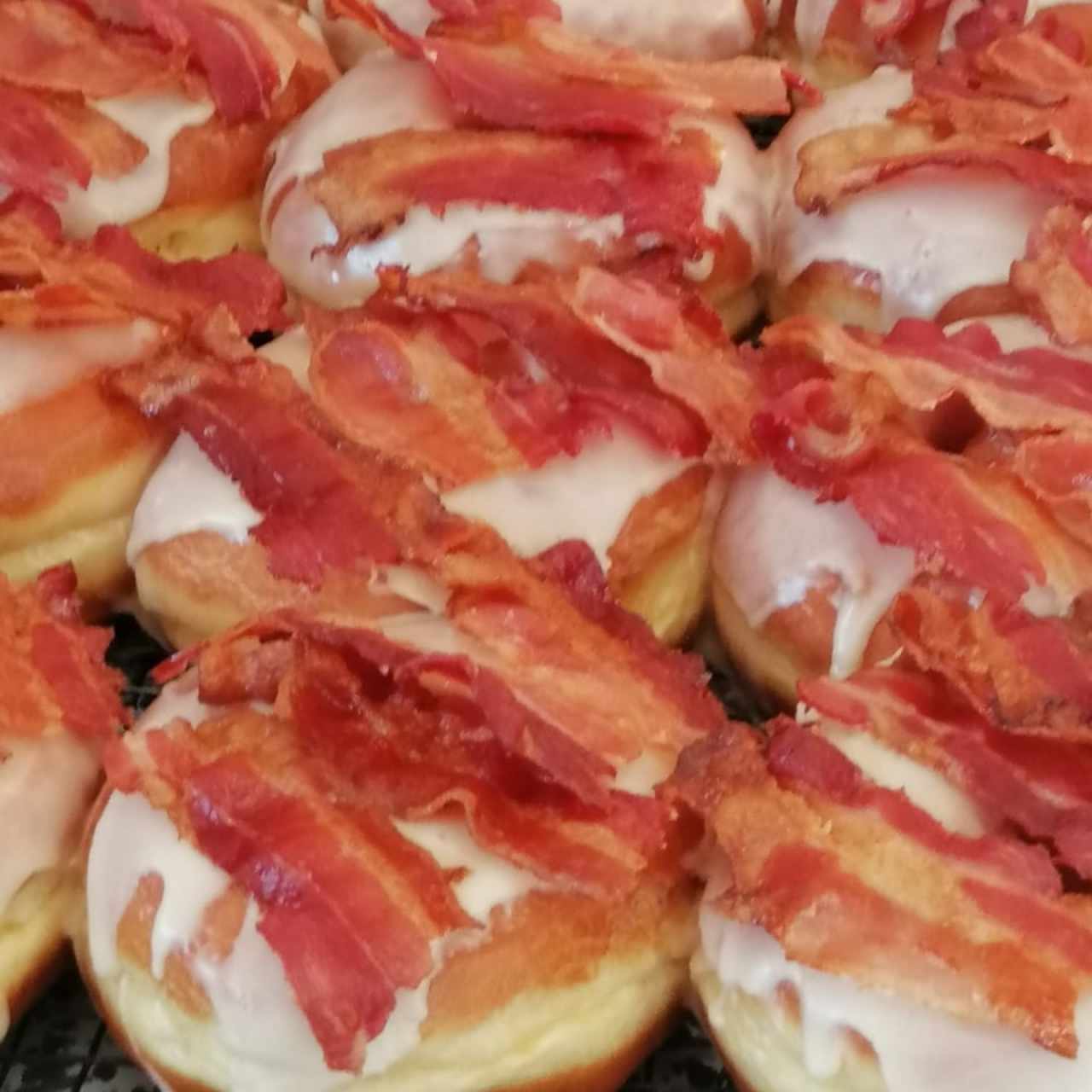 Donuts con Bacon