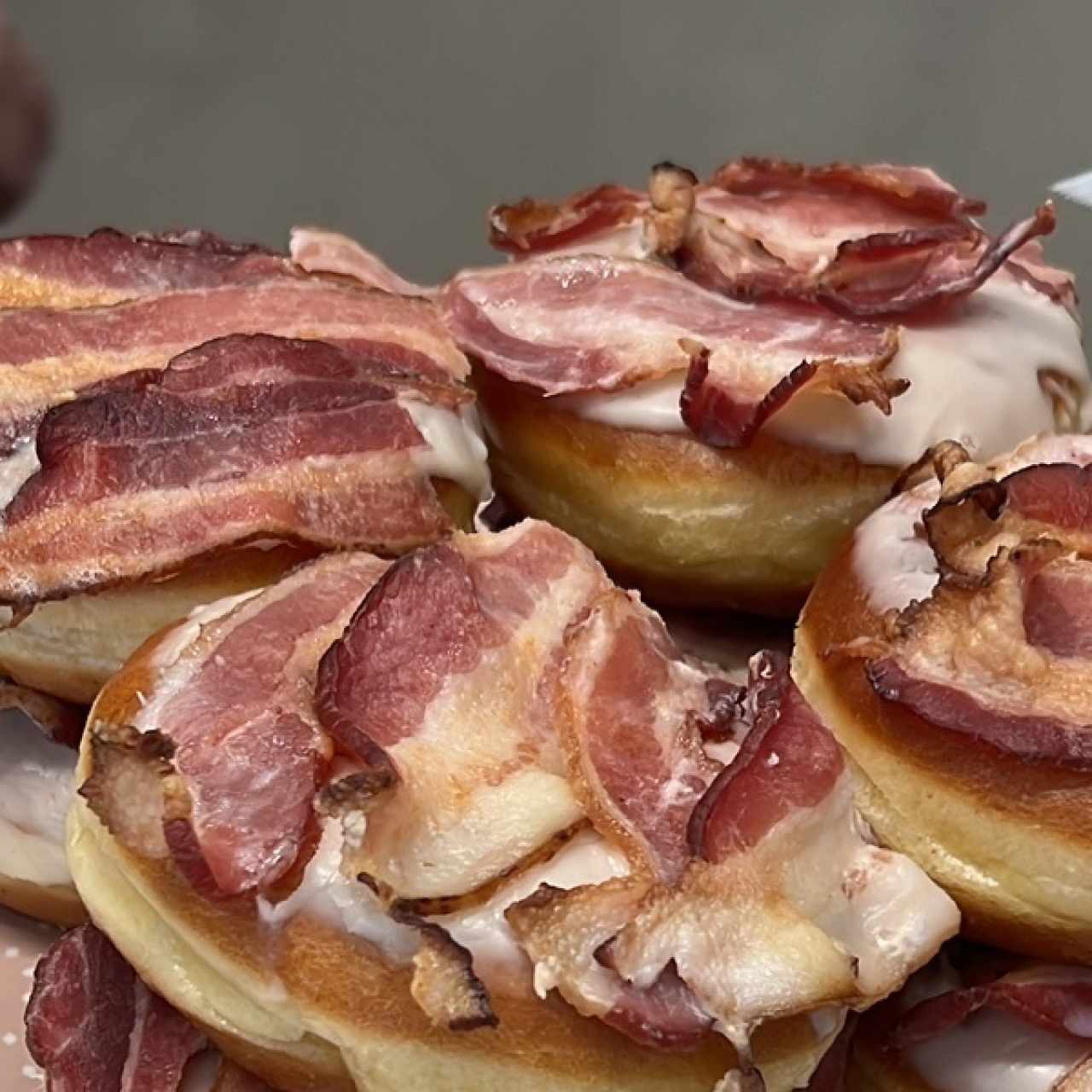 Donuts con tocino. 