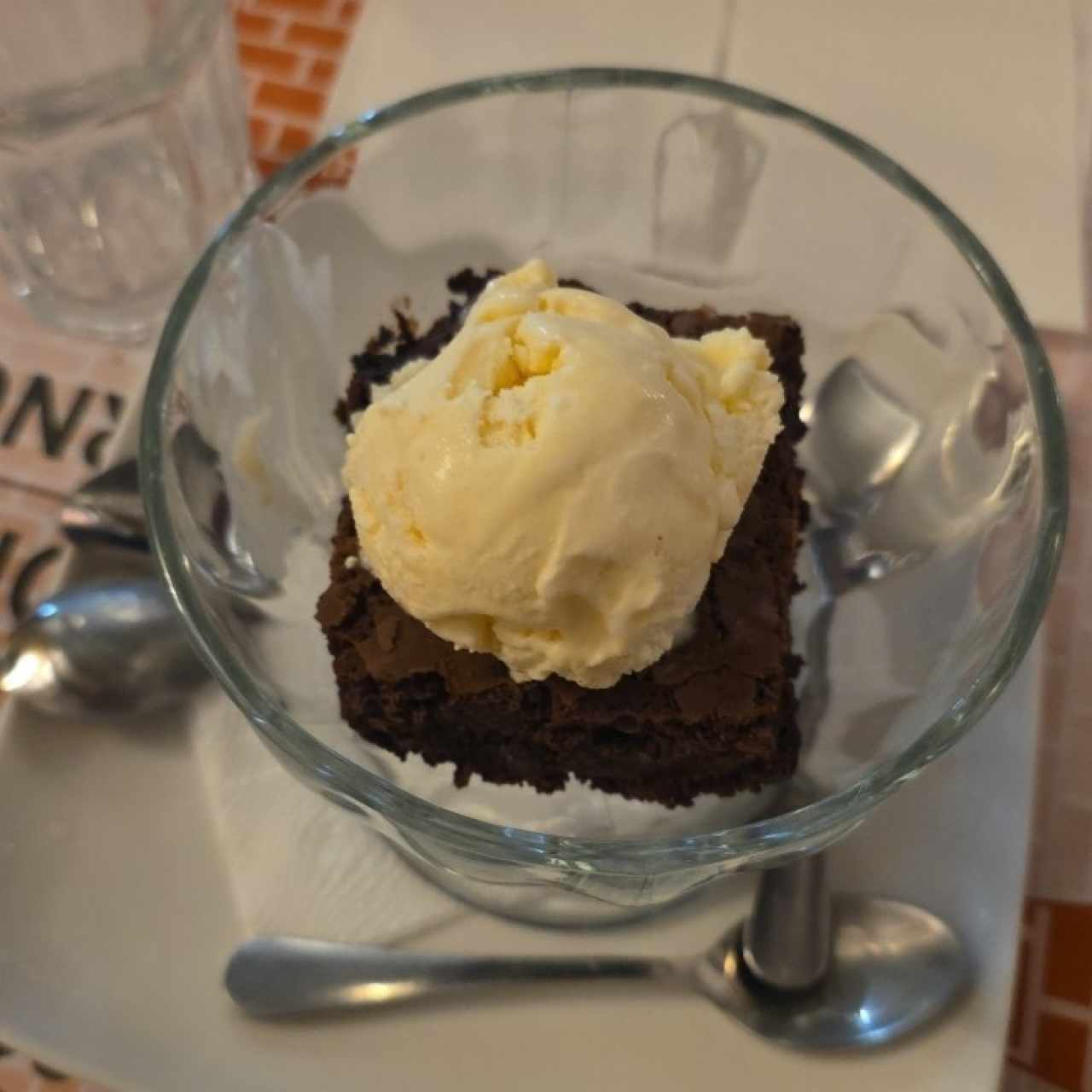 Brownie con Helado