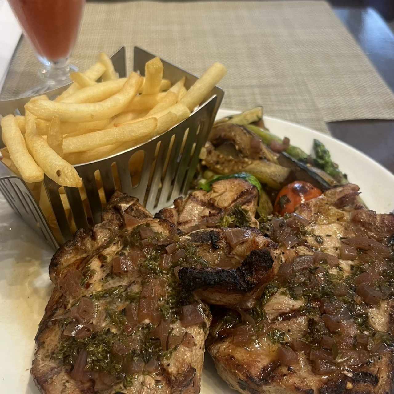Chuletas de Cerdo a la Parrilla