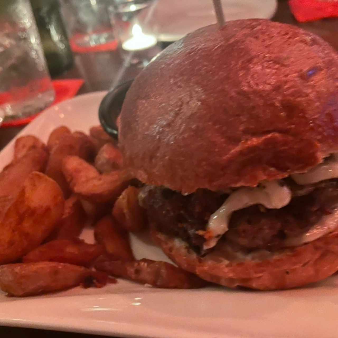 Del Campo - Tántalo Goodie Burger