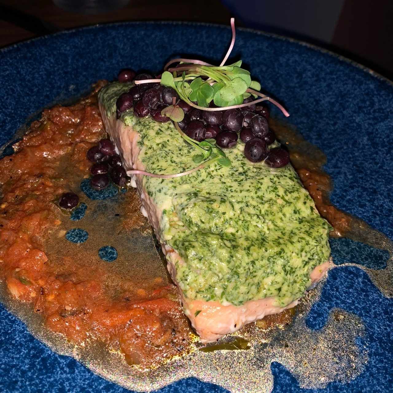 Salmon en costra de marañon