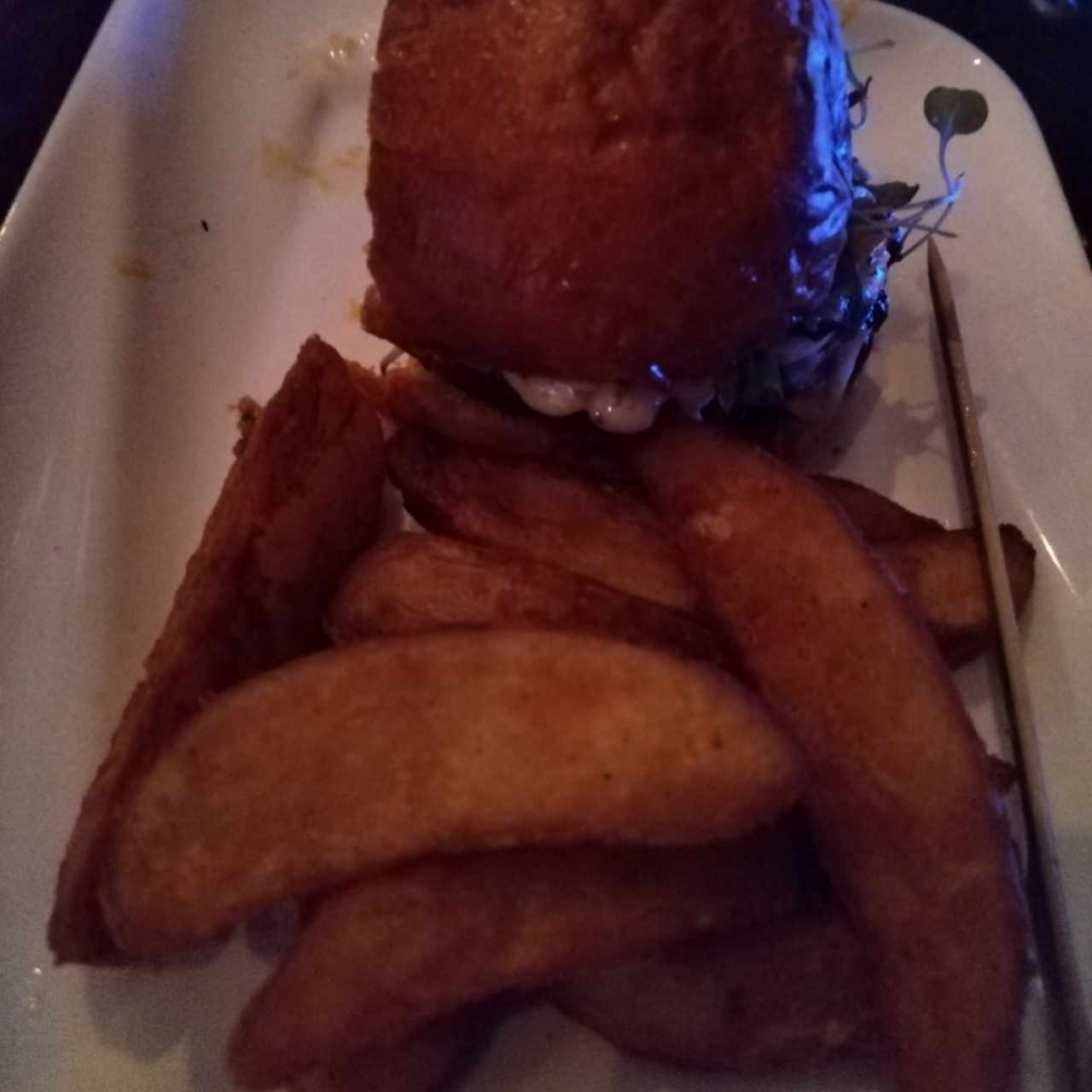 Del Campo - Tántalo Goodie Burger