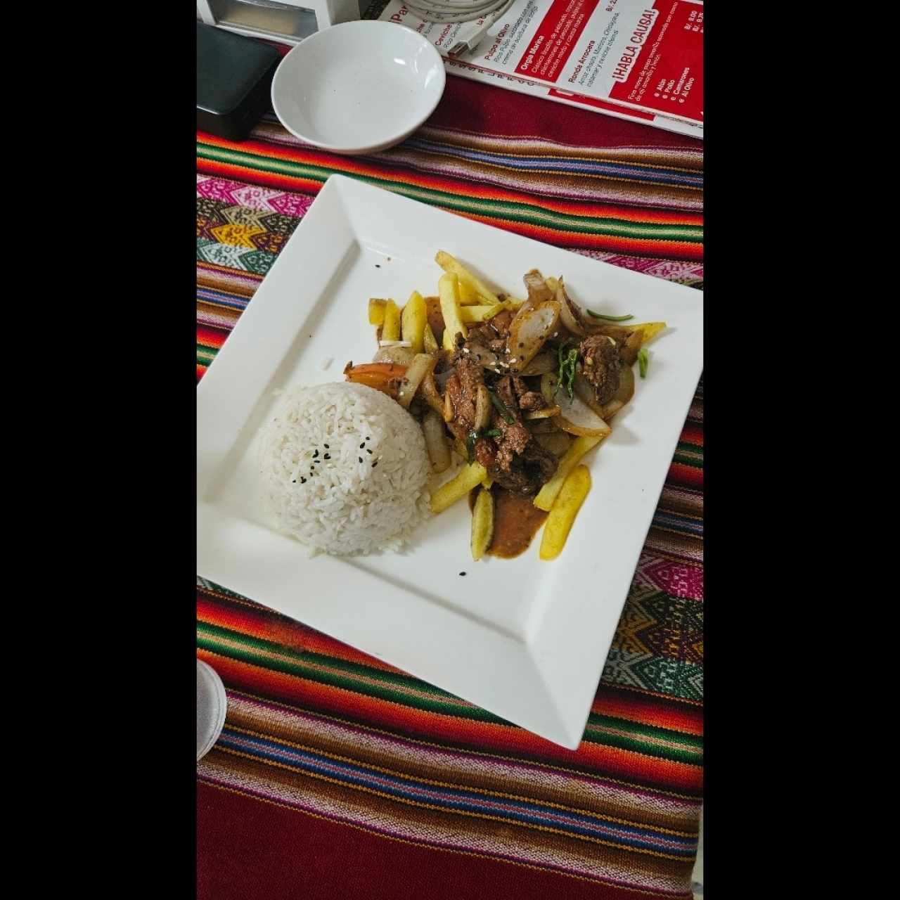 Carnes - lomo saltado