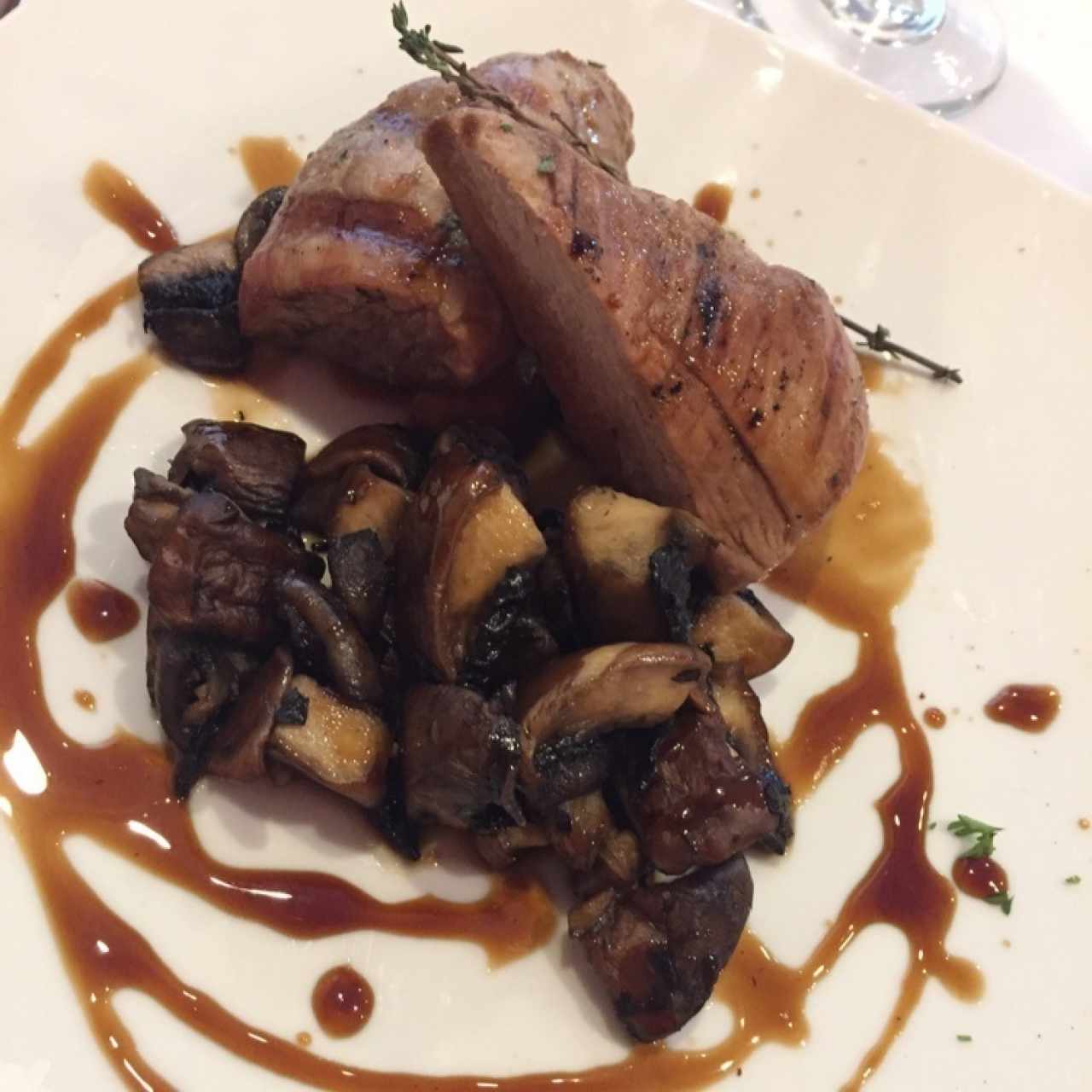 salomillo Iberico con setas 