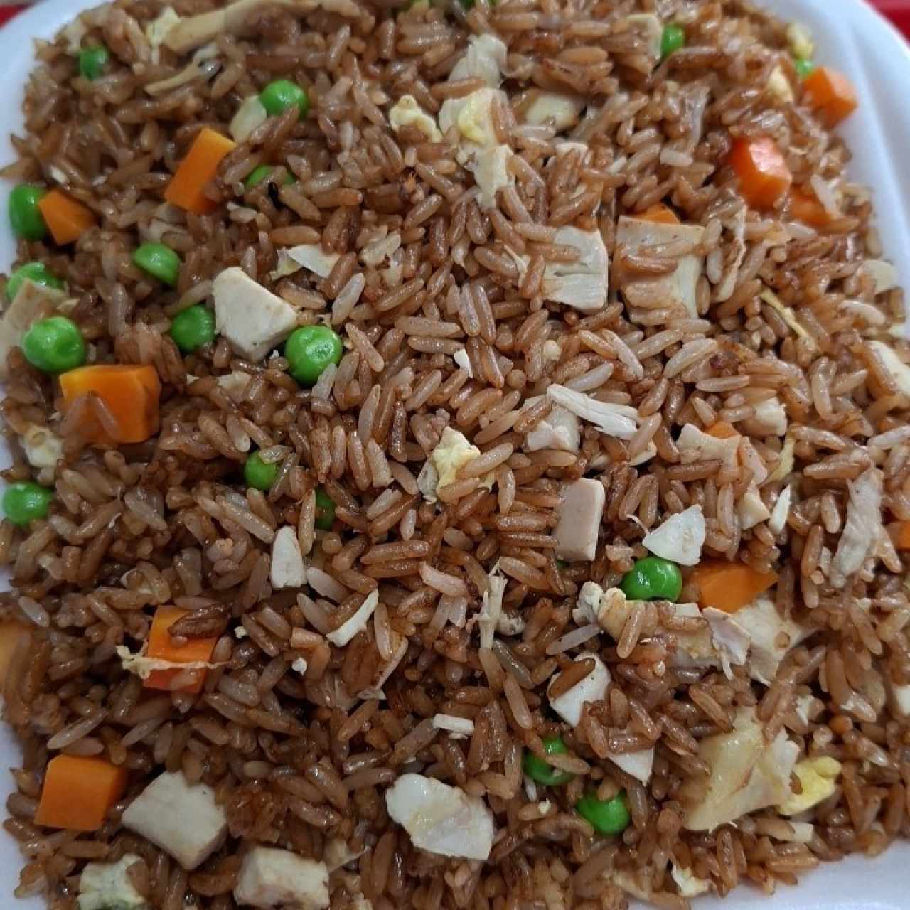 Arroz Frito de Pollo