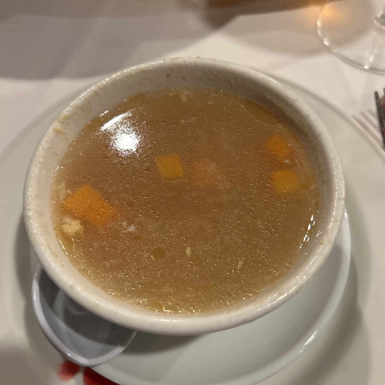 Sopa Wat Kai Mein (Chica)