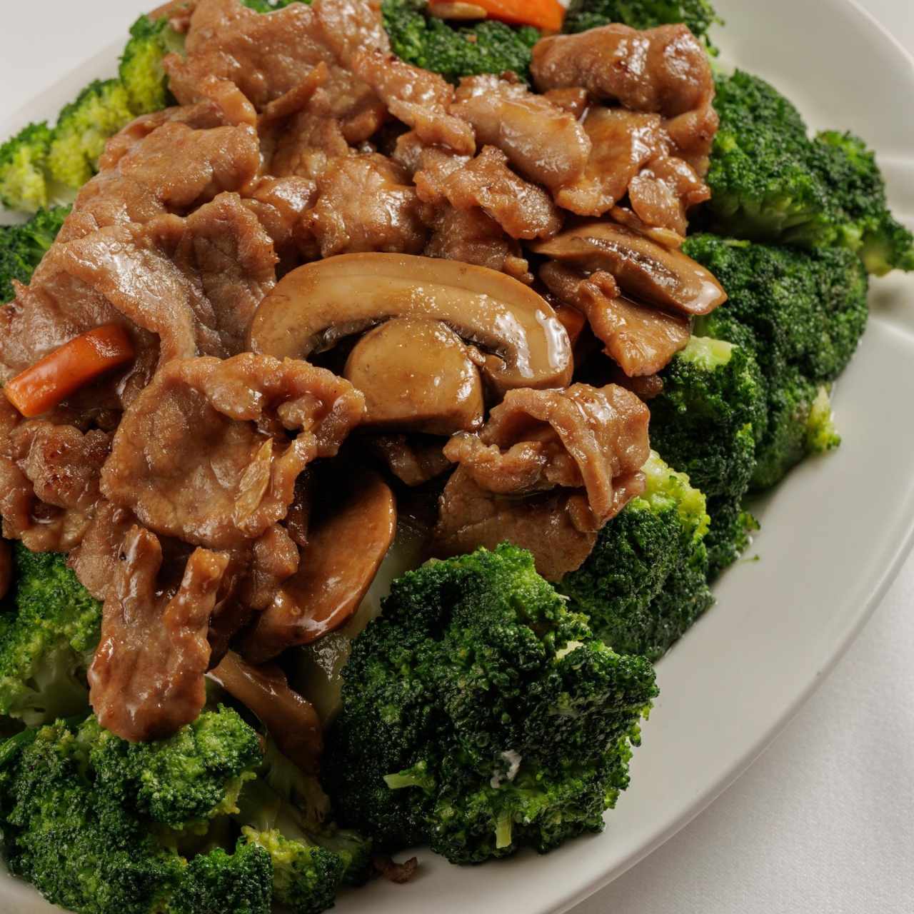 Carne con Brócoli