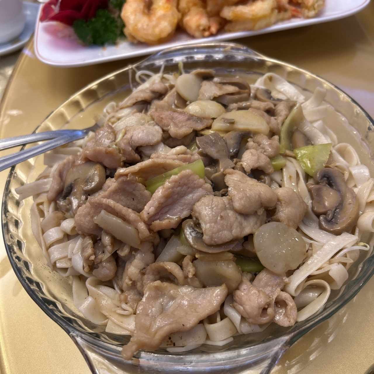 Chow Fun Puerco Asado (Pasta Fresca)
