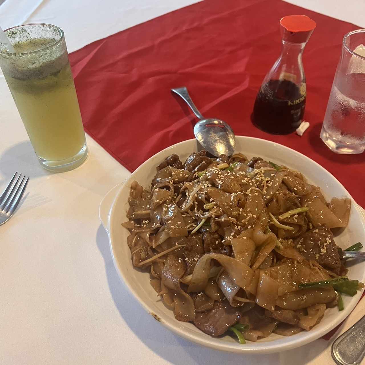 Chow Fun Carne (Pasta Fresca)