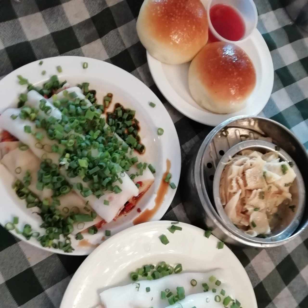 Mondongo, Chi Chow Fan y Hampao horneados